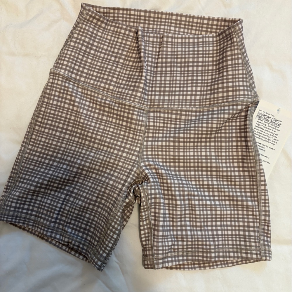 Lululemon Align Shorts 6” Size 6